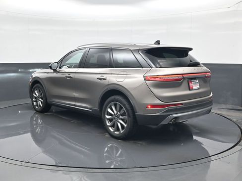 Used 2021 Lincoln Corsair FWD w/ Premium Package image 5