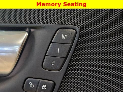 Used 2023 Volvo XC60 B5 Plus w/ Climate Package image 30