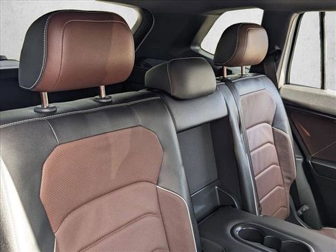 Used 2024 Volkswagen Tiguan SEL R-Line image 22