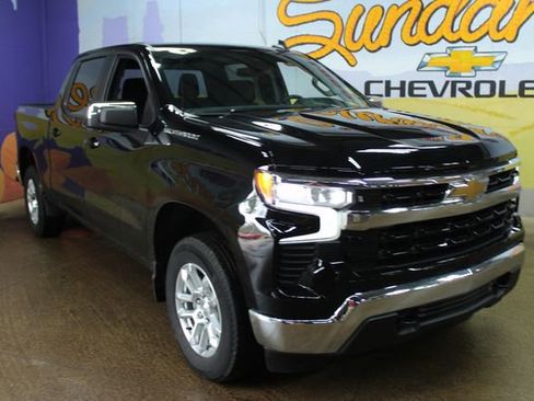 Used 2023 Chevrolet Silverado 1500 LT image 4