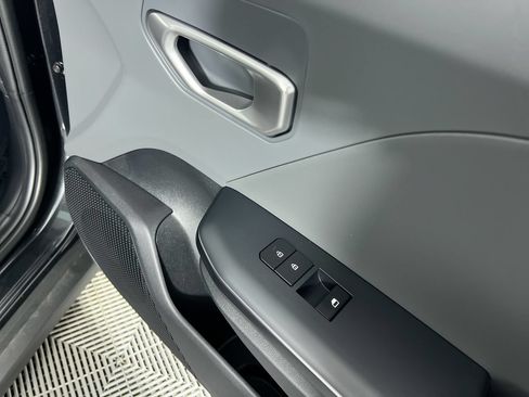 New 2026 Kia K4 FWD image 32