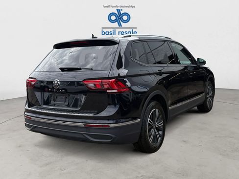 Used 2024 Volkswagen Tiguan Wolfsburg Edition FWD image 5