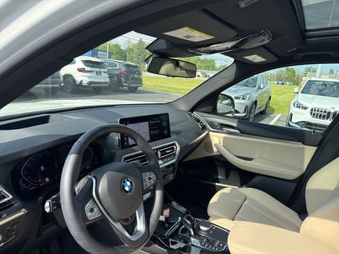 Used 2024 BMW X3 xDrive30i w/ Premium Package AWD/4WD image 9