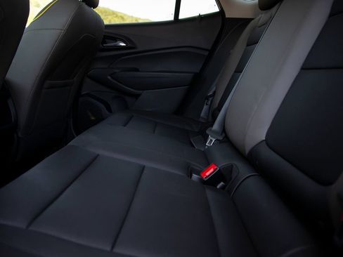 New 2026 Chevrolet Trax ACTIV w/ Driver Confidence Package FWD image 12