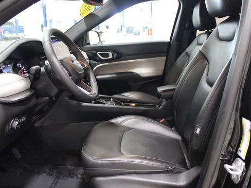 Used 2024 Jeep Compass Limited AWD/4WD image 18