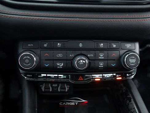 Used 2023 Dodge Durango R/T image 33