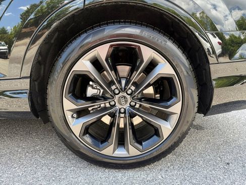 Certified 2026 Audi Q7 3.0T Premium Plus AWD/4WD image 22