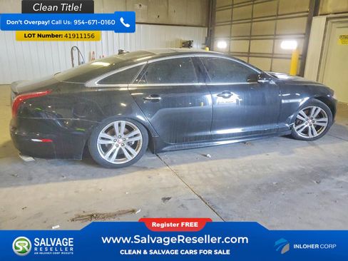 Used 2015 Jaguar XJ Sedan 4 Door image 4