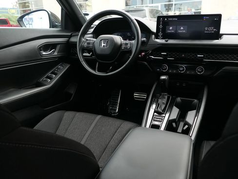 Used 2024 Honda Accord Sport image 26