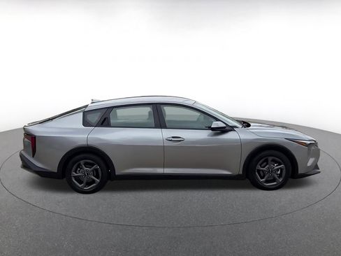 Used 2025 Kia K4 LXS image 16