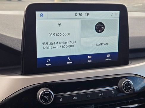 Used 2022 Ford Escape SE image 22