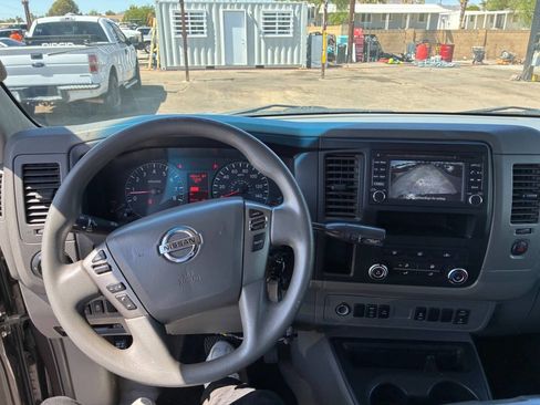 Used 2016 Nissan NV 3500 SV w/ SV Technology Package RWD image 19