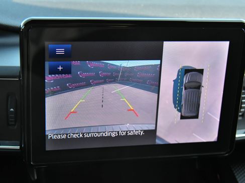 Used 2023 Ford Explorer ST-Line w/ Class IV Trailer Tow Package image 18