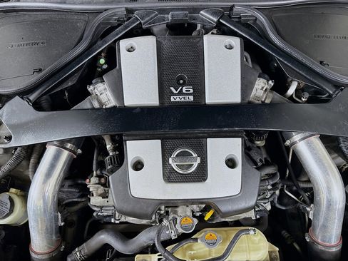 Used 2020 Nissan 370Z w/ Sport Package image 35