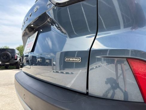 Used 2020 Ford Escape Titanium FWD image 11