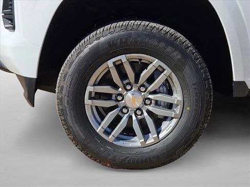 New 2026 Chevrolet Colorado LT image 10