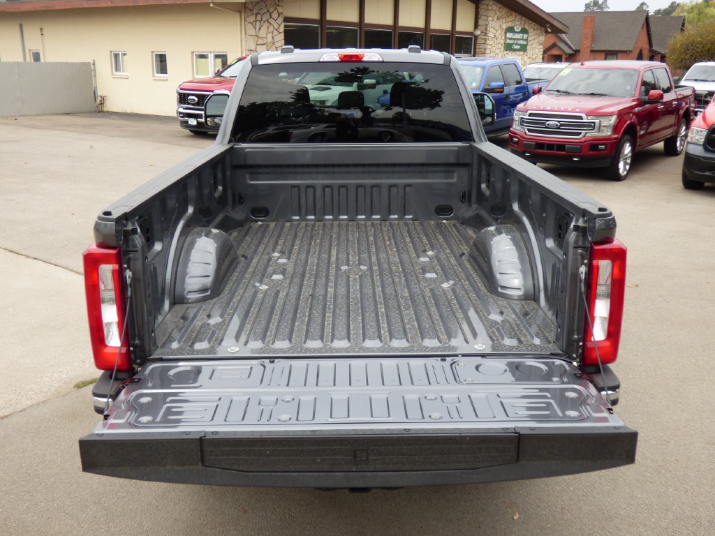 New 2026 Ford F350 XLT w/ FX4 Off-Road Package AWD/4WD image 6