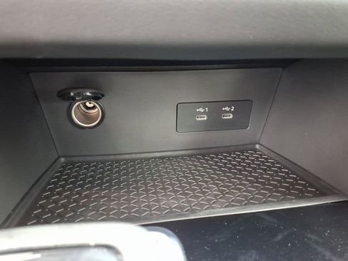 New 2026 Nissan Pathfinder SV image 13