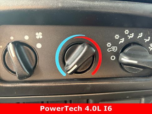 Used 2003 Jeep Wrangler X AWD/4WD image 21