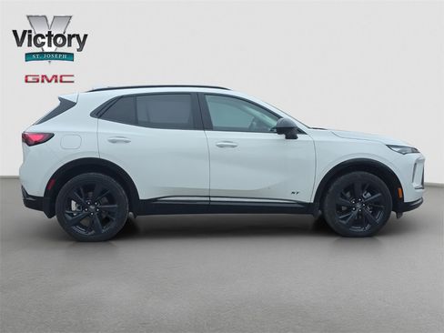 Used 2024 Buick Envision Sport Touring image 18