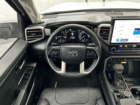 Used 2022 Toyota Tundra Limited AWD/4WD image 25