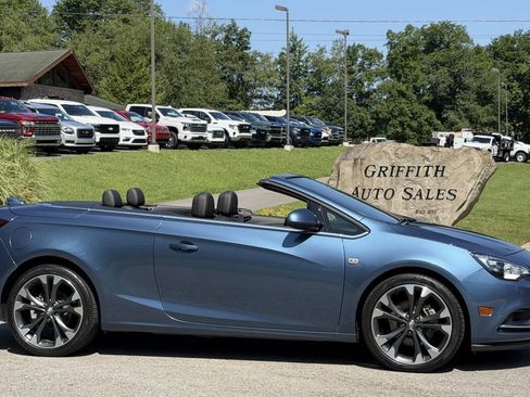 Used 2016 Buick Cascada Premium FWD image 4