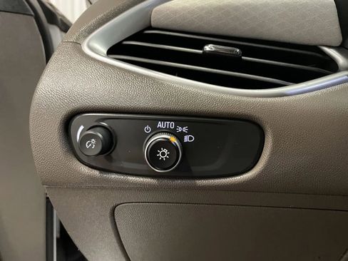 Used 2020 Chevrolet Malibu LS w/ Driver Confidence Package II image 24