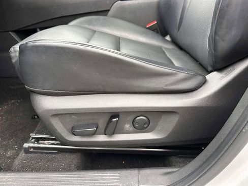 Used 2021 Nissan Rogue SV w/ Premium Package AWD/4WD image 10