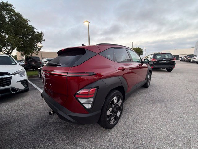 Used 2025 Hyundai Kona SEL FWD image 3