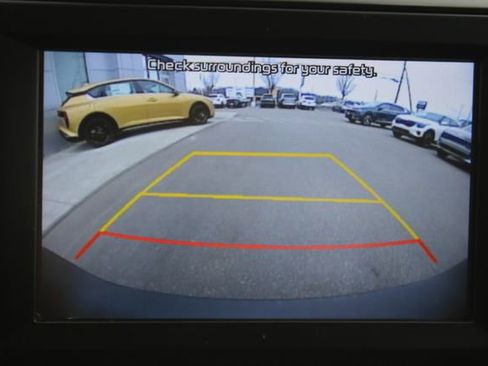 Used 2021 Kia Soul LX FWD image 6