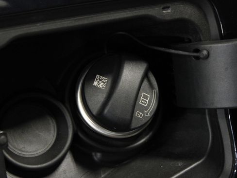 Used 2024 BMW ALPINA XB7 AWD/4WD image 45