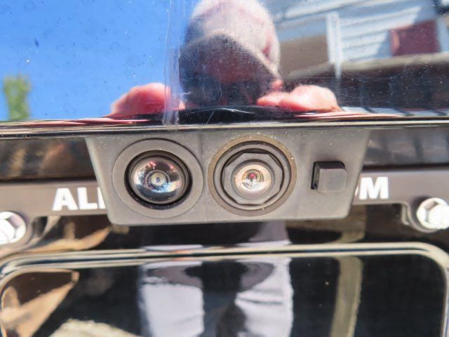 Used 2019 Cadillac Escalade Luxury AWD/4WD image 9