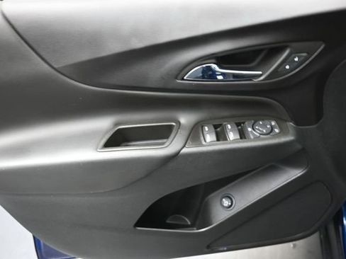 Used 2022 Chevrolet Equinox LT FWD image 13
