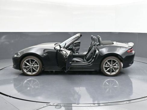 Used 2023 MAZDA MX-5 Miata Grand Touring w/ Weather Package image 36