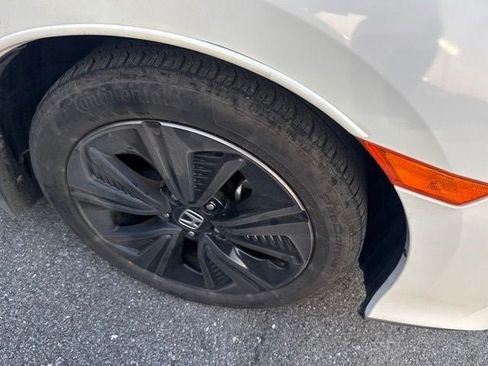 Used 2018 Honda Civic EX image 31