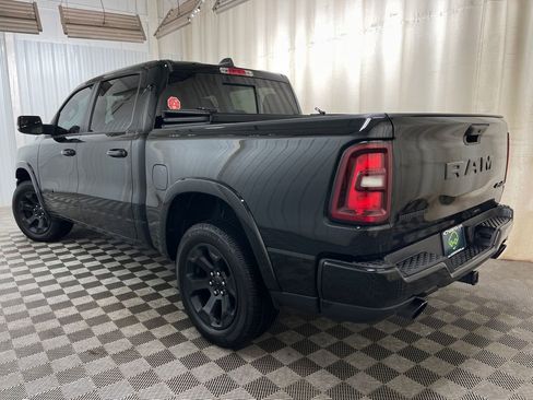 Used 2025 RAM 1500 Big Horn AWD/4WD image 18