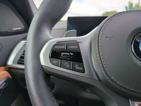 Used 2026 BMW X6 M60i AWD/4WD image 23
