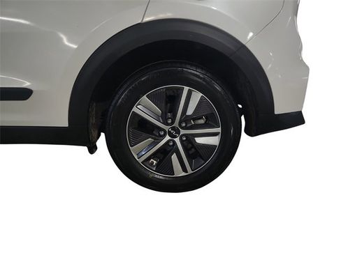 Used 2022 Kia Niro LXS image 26