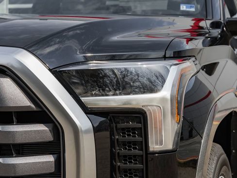 New 2026 Toyota Tundra Limited image 12