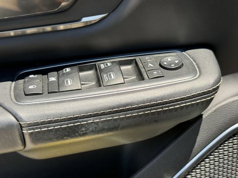 Used 2019 RAM 1500 Limited w/ Advanced Safety Group AWD/4WD image 26