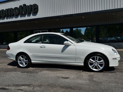 Used 2007 Mercedes-Benz CLK 350 2dr Coupe 3.5L image 62
