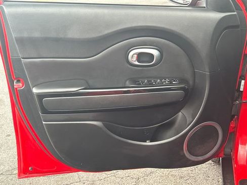 Used 2015 Kia Soul + w/ Primo Package image 11