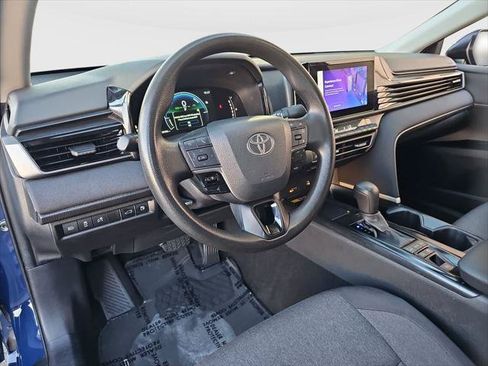 Certified 2025 Toyota Camry LE w/ Convenience Package FWD image 9