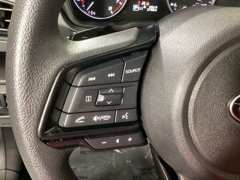 Used 2025 Subaru Crosstrek 2.0i Premium image 29