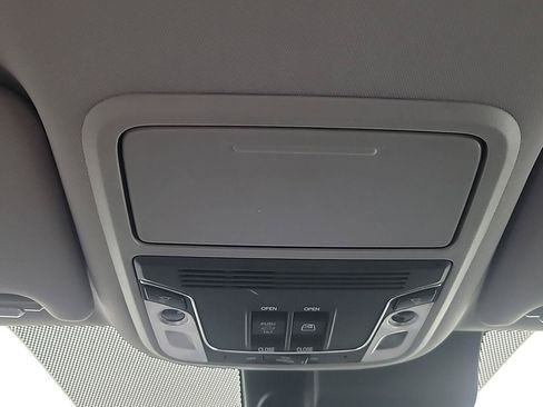 Certified 2023 Honda Ridgeline RTL image 31