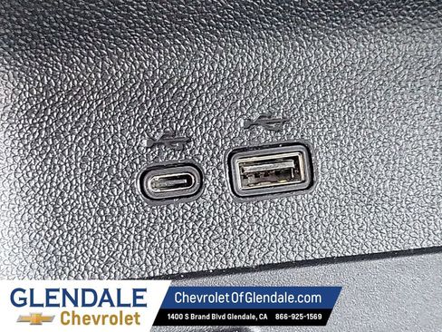 Certified 2025 Chevrolet Traverse Z71 AWD/4WD image 29