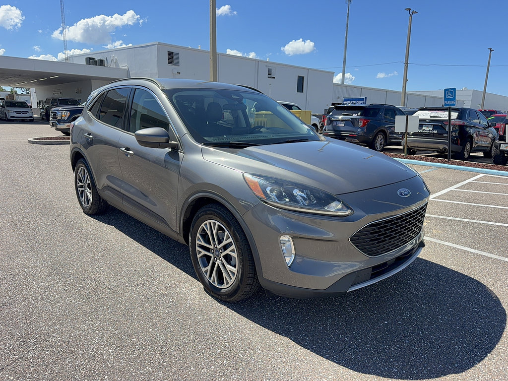 Used 2021 Ford Escape SEL w/ Technology Package FWD image 4