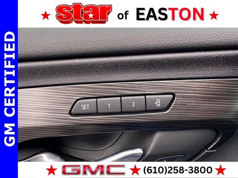 Certified 2024 GMC Terrain SLT w/ Tech Package image 18