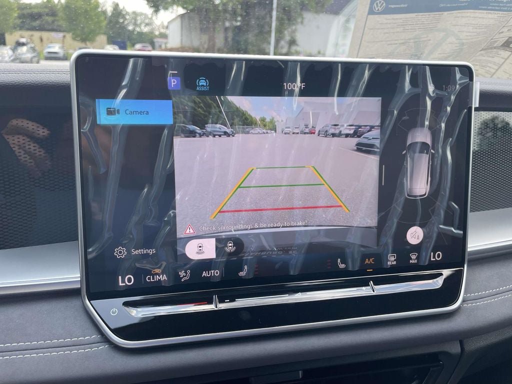 New 2026 Volkswagen Tiguan SE R-Line FWD image 54