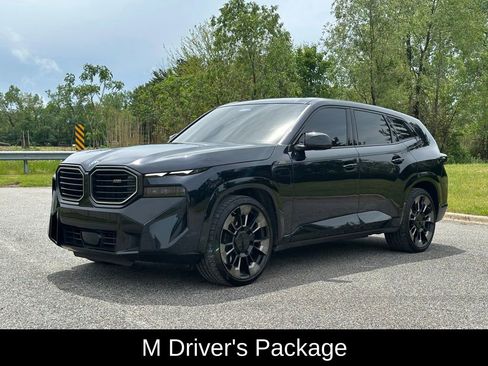 Certified 2023 BMW XM w/ M Driver's Package AWD/4WD image 3